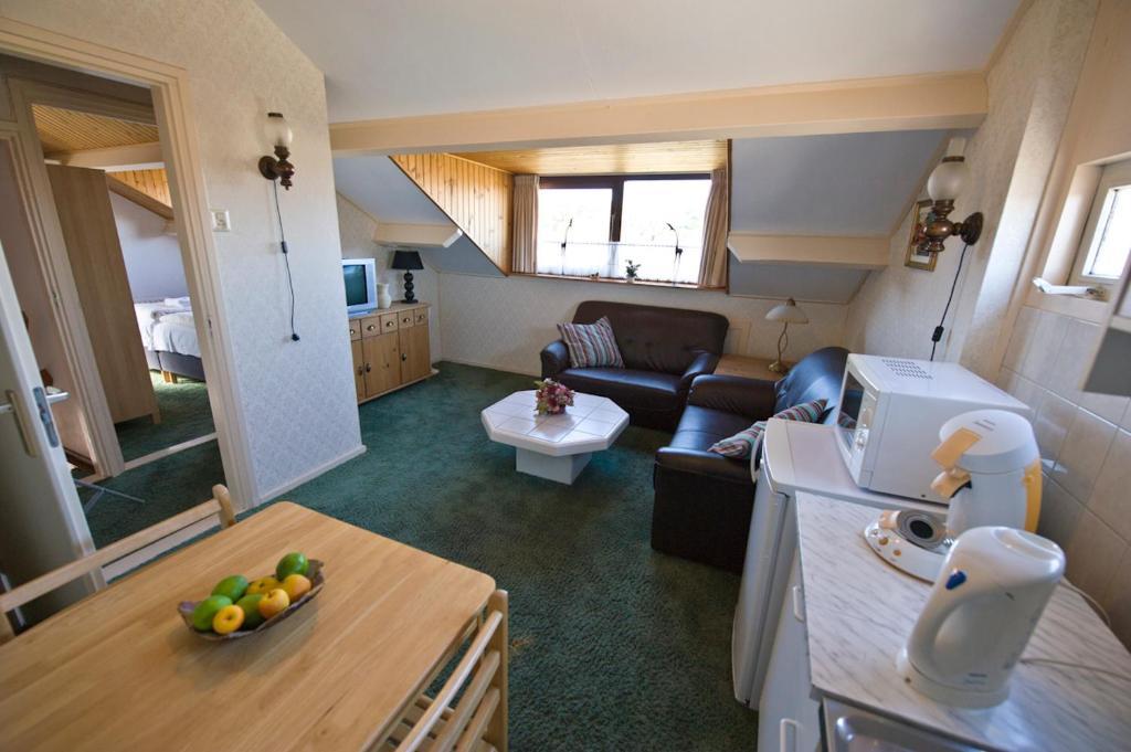 Guesthouse De Zonnestraal De Koog  Zimmer foto